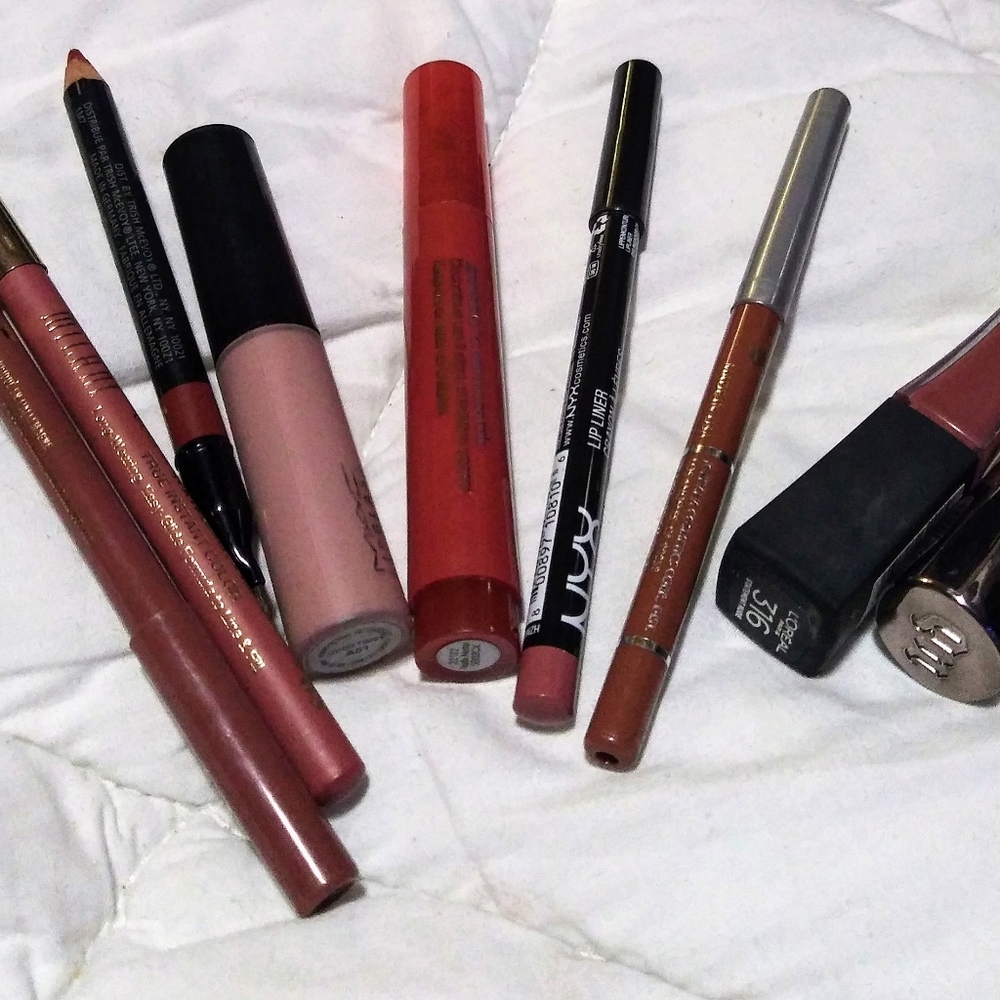 Lipstick/liner bundle